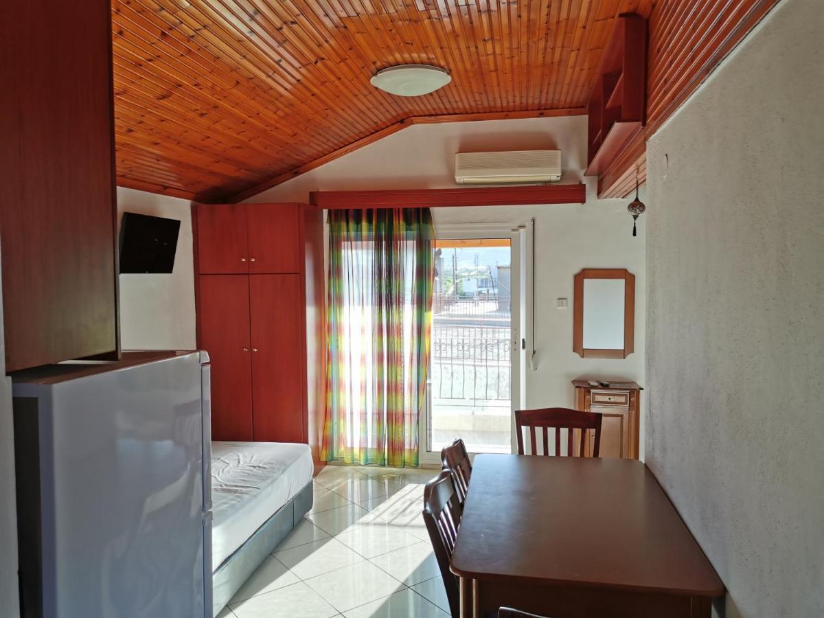 Villa Tasos Néa Péramos Exteriér fotografie