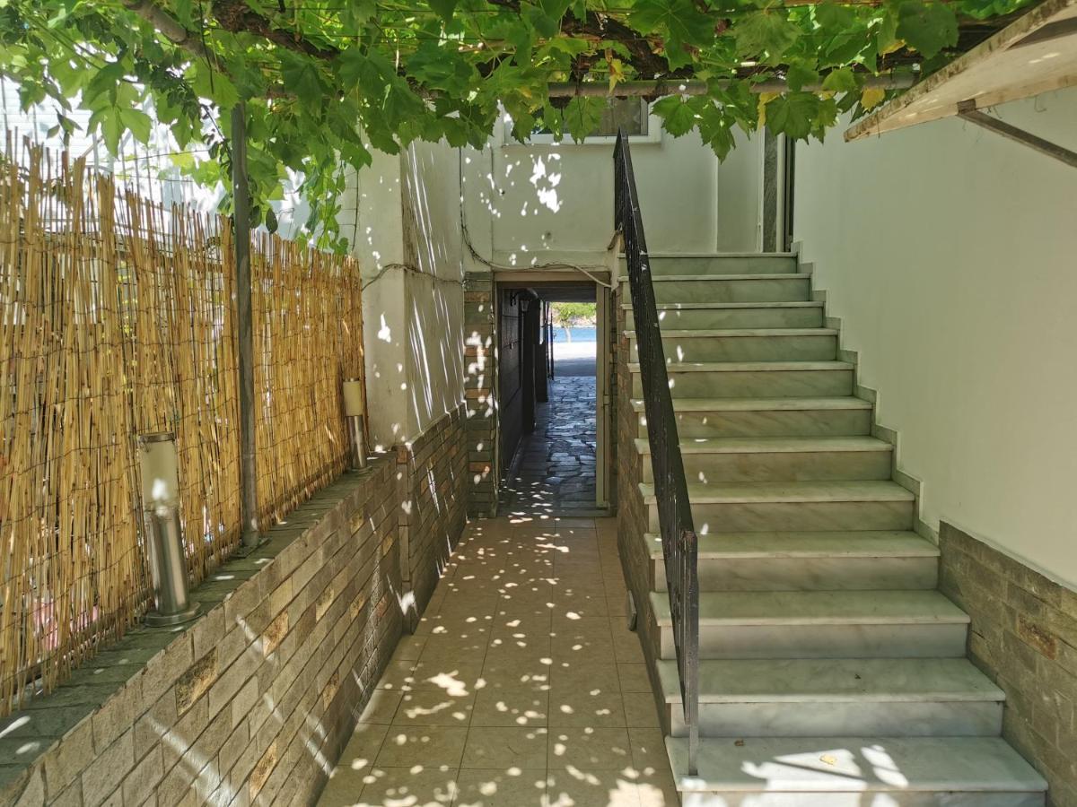 Villa Tasos Néa Péramos Exteriér fotografie