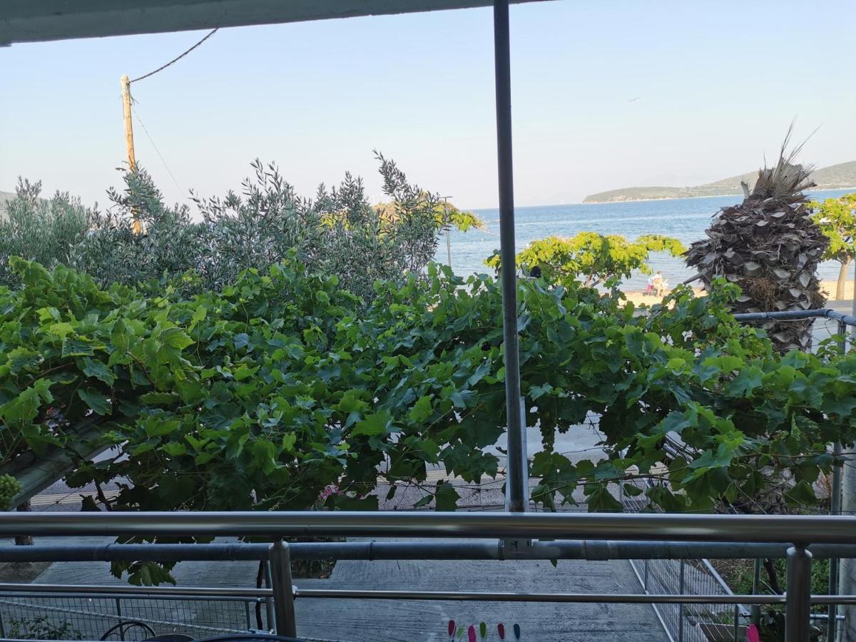 Villa Tasos Néa Péramos Exteriér fotografie