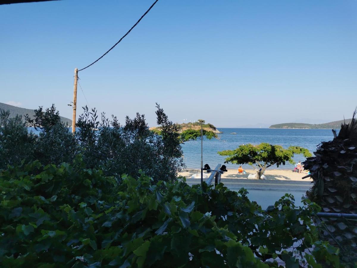 Villa Tasos Néa Péramos Exteriér fotografie